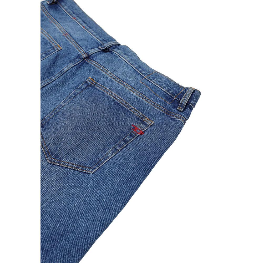Jean Diesel bleu coton coupe décontractée