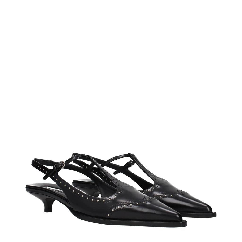 Escarpins à talons moyens en cuir noir Miu Miu