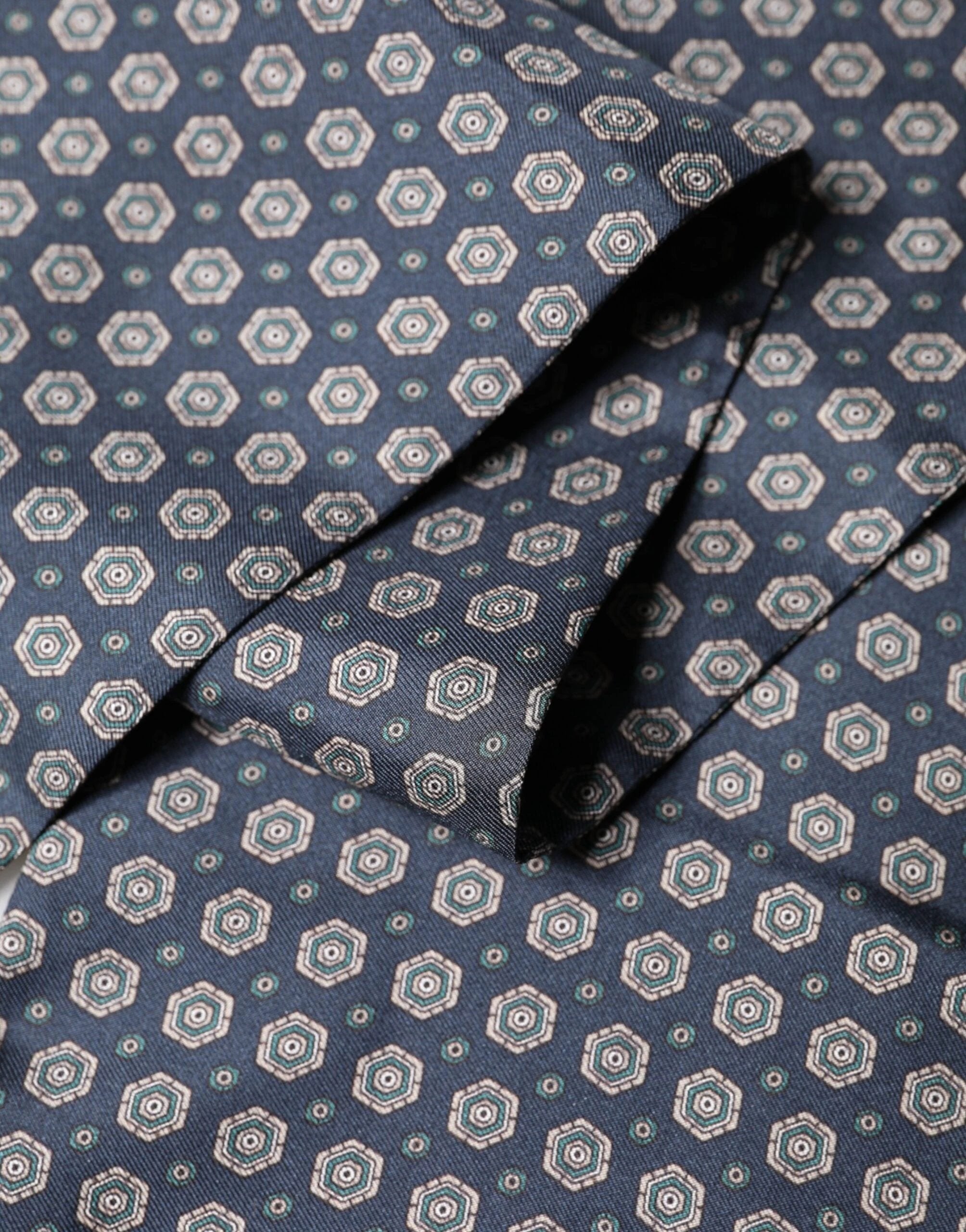 Dolce & Gabbana Blue Patterned Silk Fringes Foulard 138cm x 15.5cm Scarf by Dolce & Gabbana