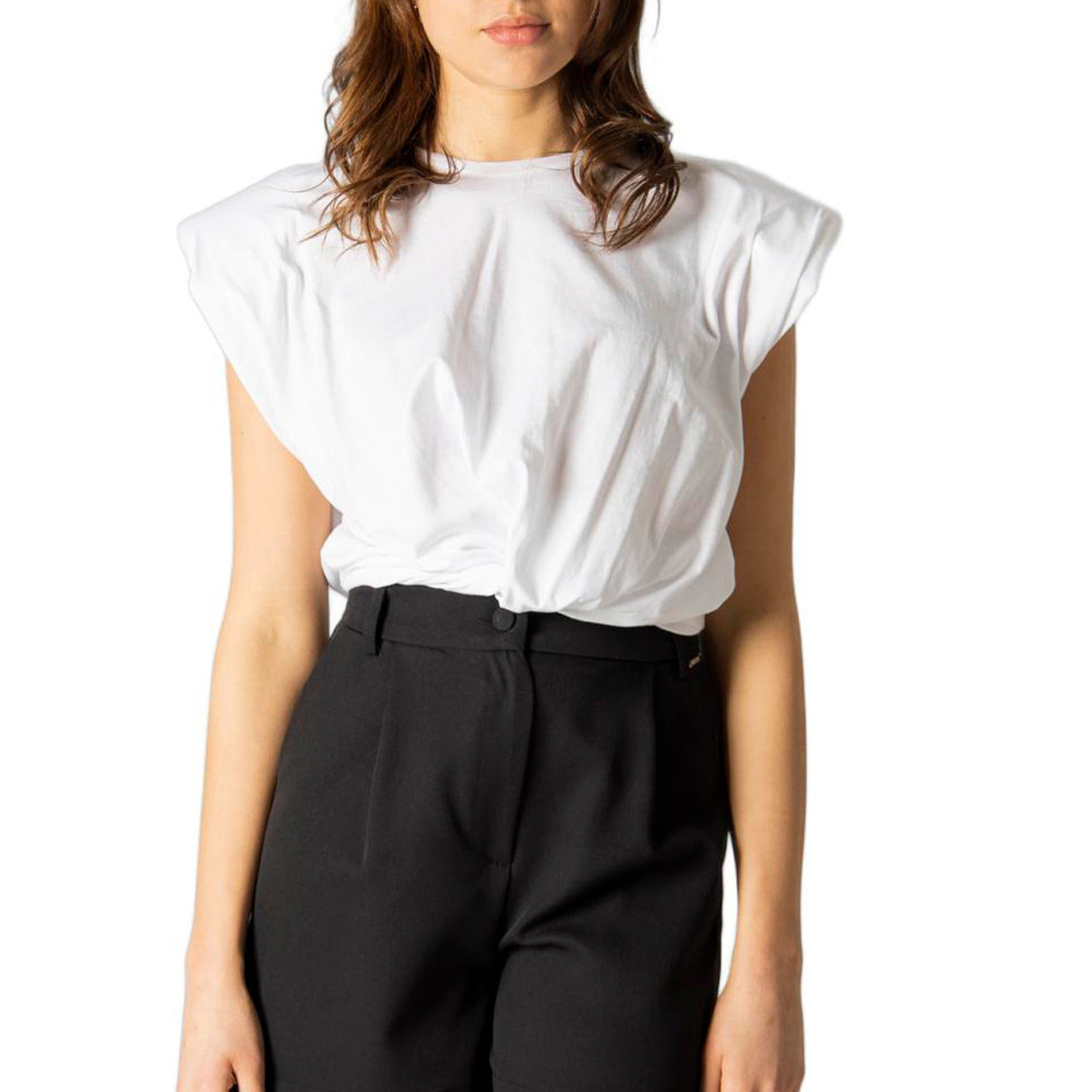 Hanny Deep Femme Tops